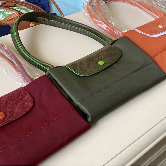 Longchamp BRAND NEW large tote bags. I purchased these and never unpacked them. - Picture 1 of 6